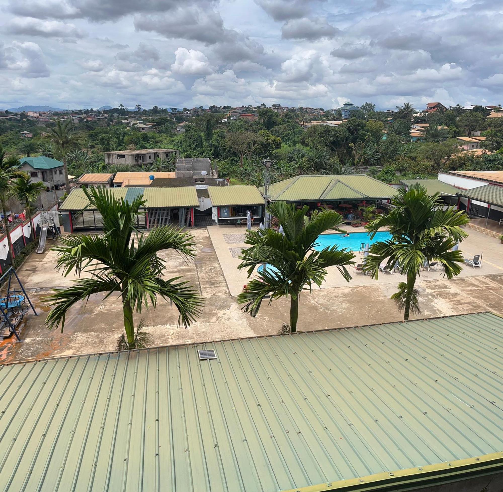 Prodiges Hôtel Yaoundé Extérieur photo