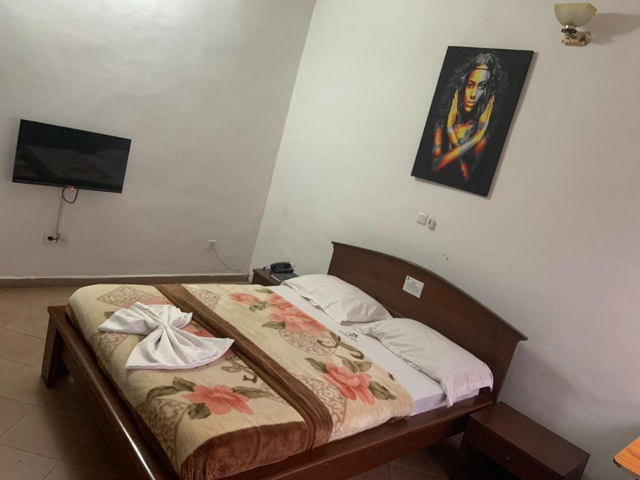 Prodiges Hôtel Yaoundé Chambre photo